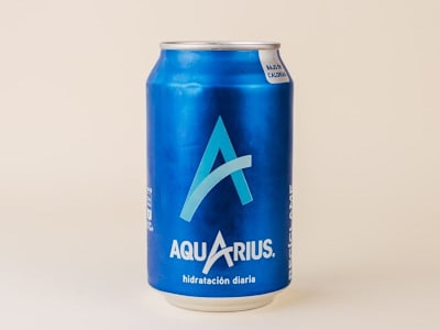 Aquarius limón lata