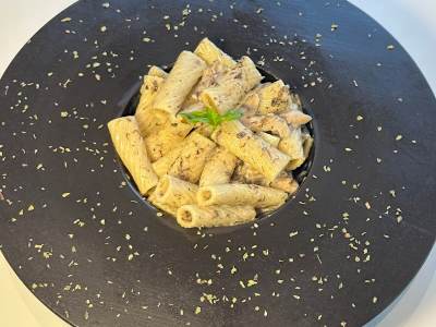 PASTA CON TRUFAS Y SETAS