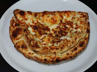 Pizza Calzone  gourmet