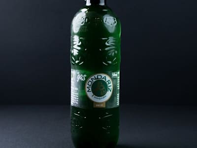 AGUA CON GAS