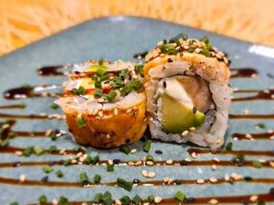 Salmón Aburi Roll