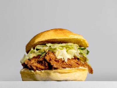 Pollo Crispy burger