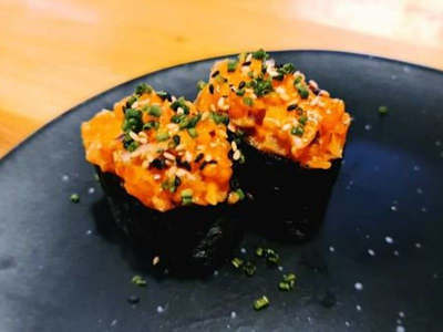 Gunkan Spicy Salmón