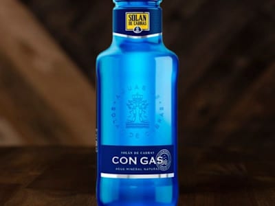 Agua con gas