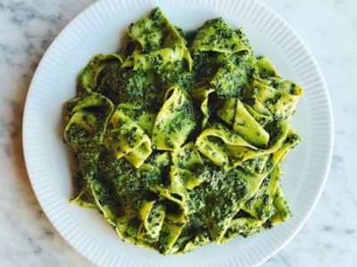 Pappardelle al pesto Genovese.