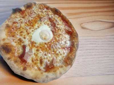 Pizza Bismark mediana
