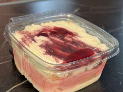 PORCIÓN TARTA TRES LECHES