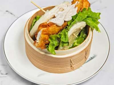 Bao de Pollo Frito con Mayo Trufada Casera