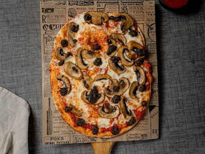 Pinsa Tartufo & Funghi Mediana