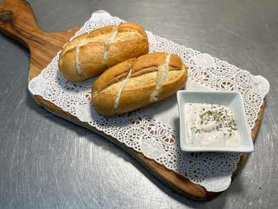 PAN DE AJO