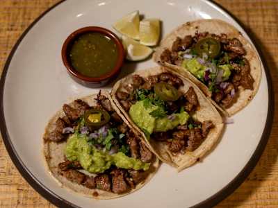 TACOS DE ASADA