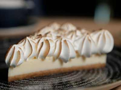 Tarta de Limón con su Merengue flambeado