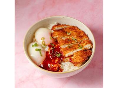 Donburi huevo y pollo
