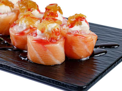 URAMAKI SALMÓN LOVER