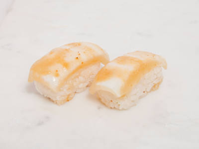 Nigiri 06 Pez mantequilla flambeado