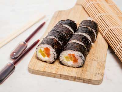 Maki 10 Salmón Philadelphia y Daikon