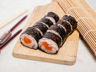 Maki 09 Salmón