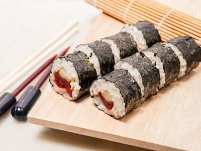 Maki 14 Atún macerado y Pepino
