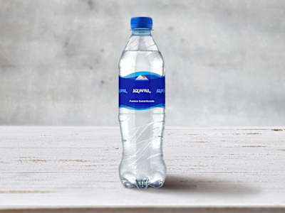 Botella de agua (50cl)