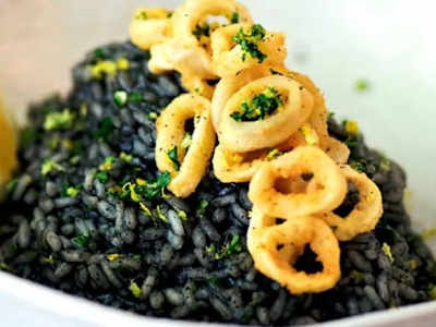 Arroz negro de calamares con Chipirones rebozados