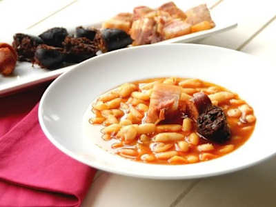 Combo la Sidrería: Cachopo con guarnición y Fabada asturiana (Para 2 personas)