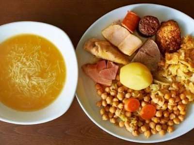 Sopa calentita de Cocido con fideos