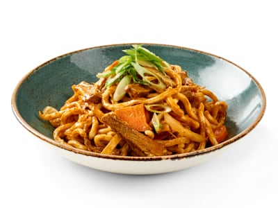 Beef Udon Panang Curry [D]