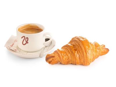 Café o infusión y opción dulce
