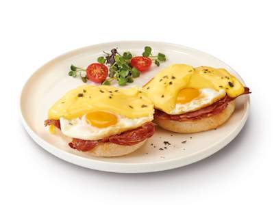 Huevos Benedict con Bacon