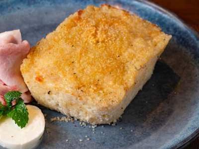Sformato di riso con prosciutto cotto e mozzarella