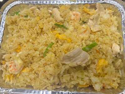 Riso al Curry con Pollo e Gamberetti