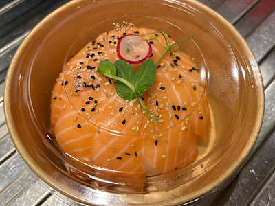 Chirashi Sake Don - Crudo