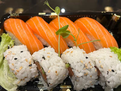 Sushi Box 1