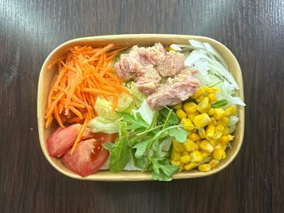 Insalata Mista con Tonno e Mais