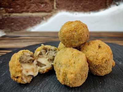 Polpettine di melanzane&scamorza