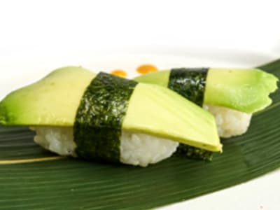 Nigiri avocado