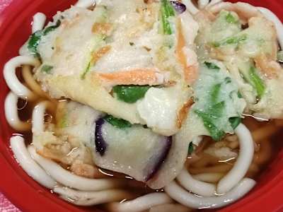 Kakiaghe Udon giapponese