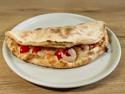 Piadina con Squacquerone, Gamberi e Pomodorini