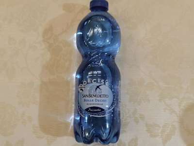 Acqua frizzante 50cl