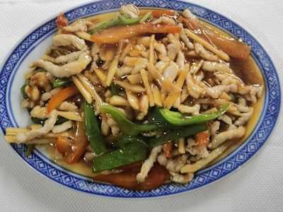 Maiale con Peperoni e Bambù