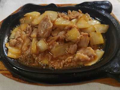 Maiale con Cipolla alla Piastra