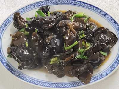 Funghi Neri Cinesi Saltati