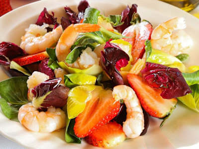 Insalata con Gamberi al Vapore