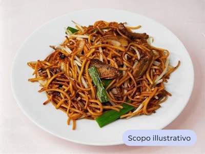 Spaghetti di Soia con Carne Piccante