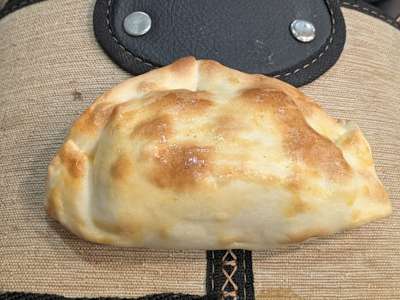Empanada Salsiccia e Toma - 1 unità