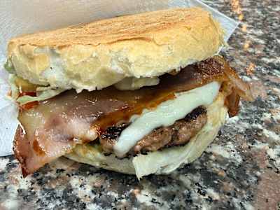 Panino con hamburger tex mex