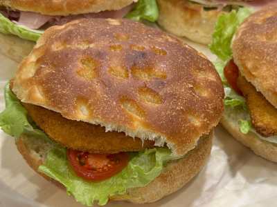 Focaccia con la cotoletta