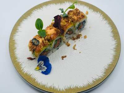 Uramaki Special Salmon