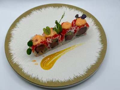 Uramaki Spicy Salmon