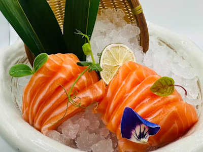 Sashimi Salmone